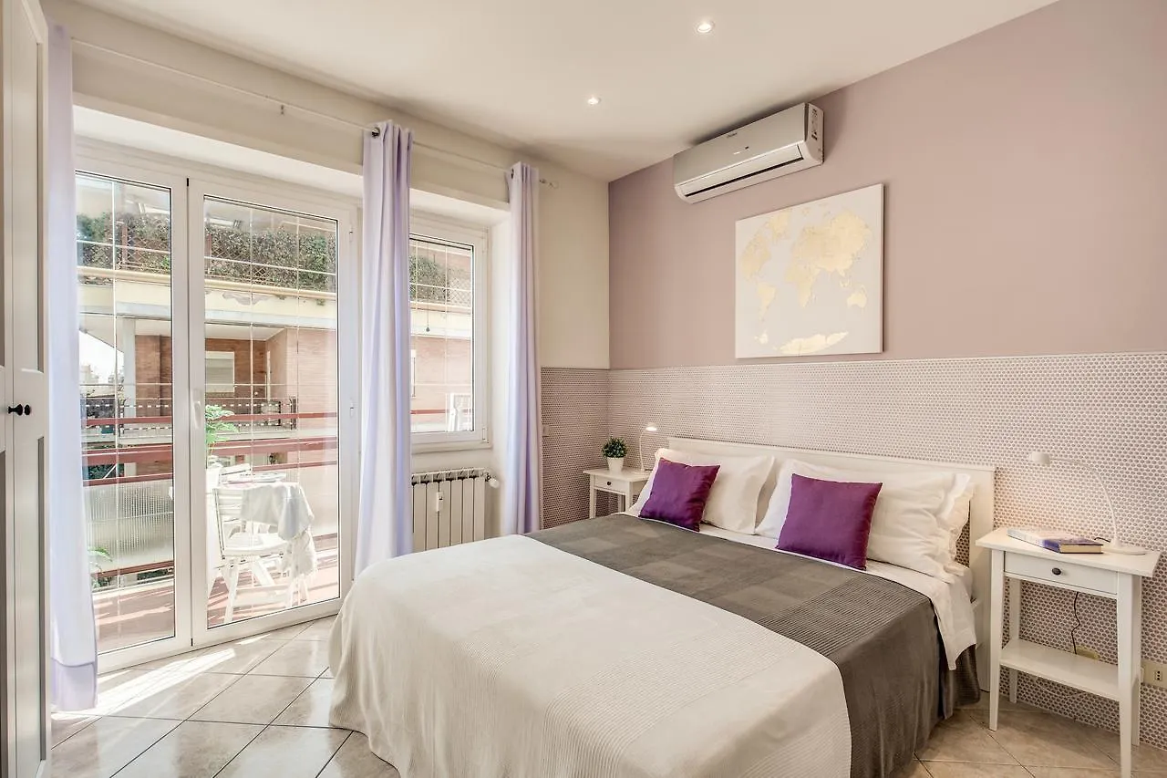 Apartment Ferienwohnung Rome4Guest Ostia Italien