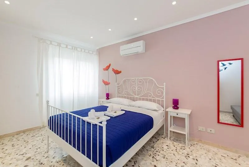 Apartment Ferienwohnung Rome4Guest Ostia